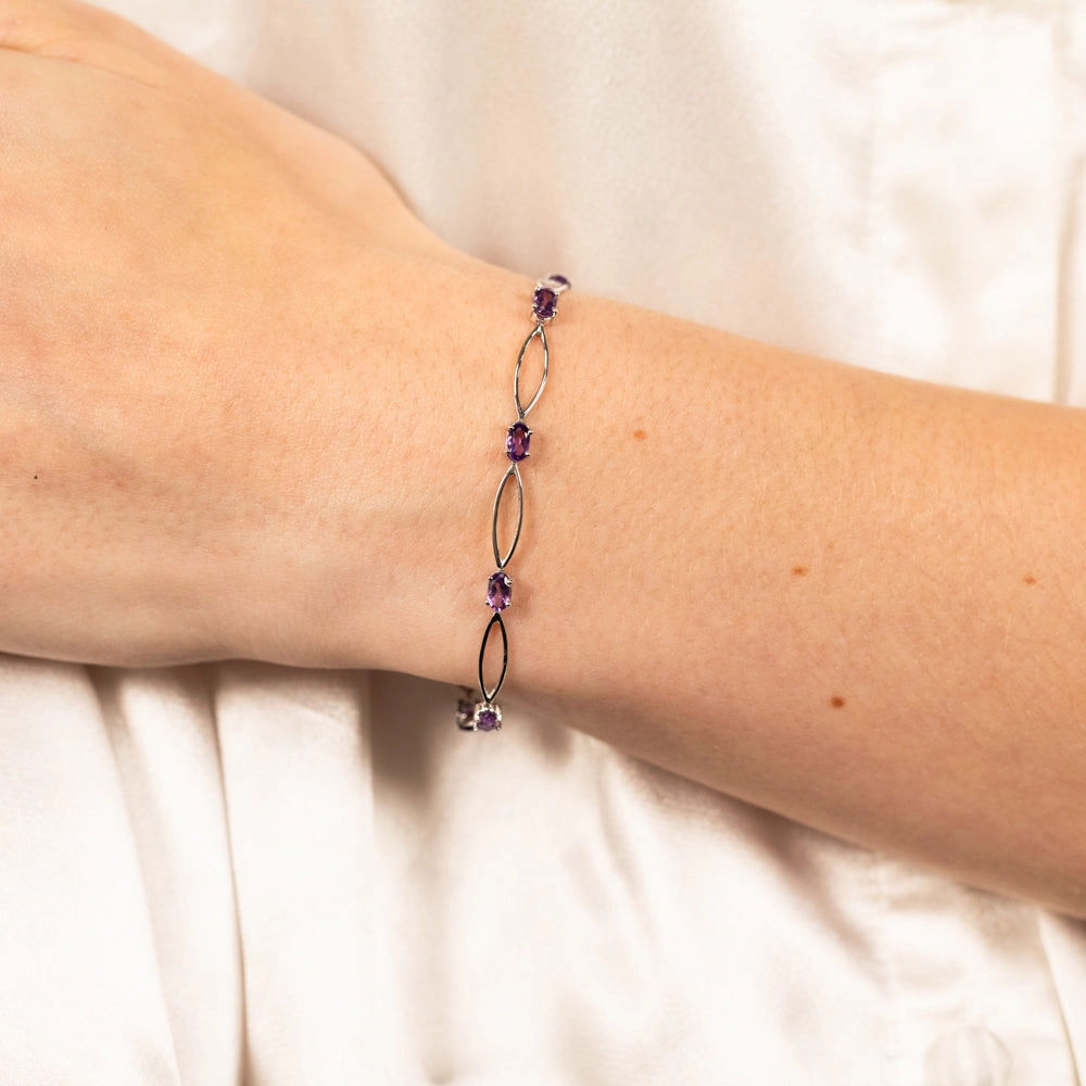 10 Amethyst Bracelet in Sterling Silver