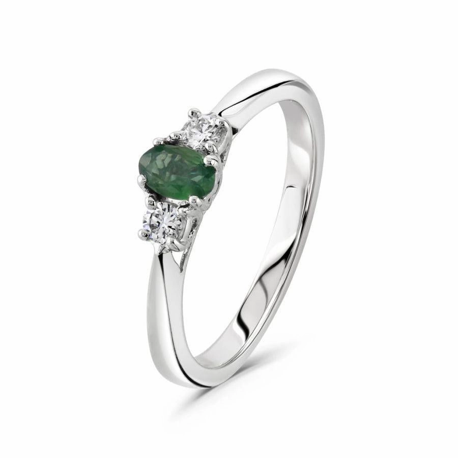 18ct White Gold Oval Cut Alexandrite & Round Brilliant Cut Diamond Trilogy Ring