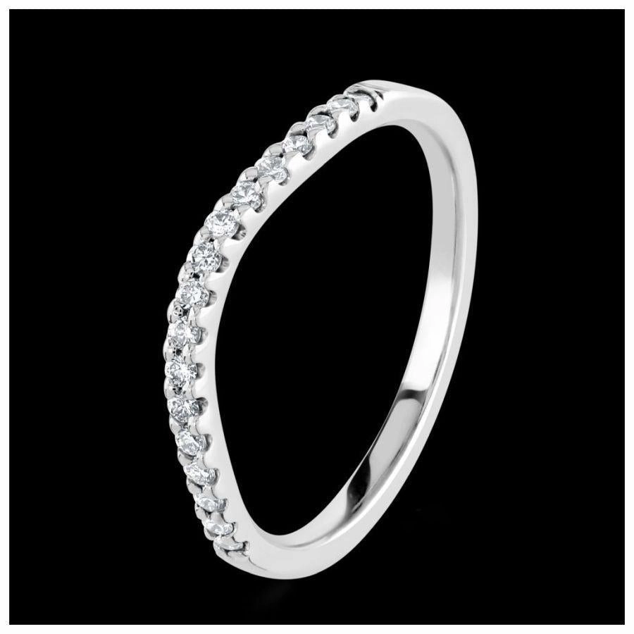9ct White Gold  17dia Clw Set Crved