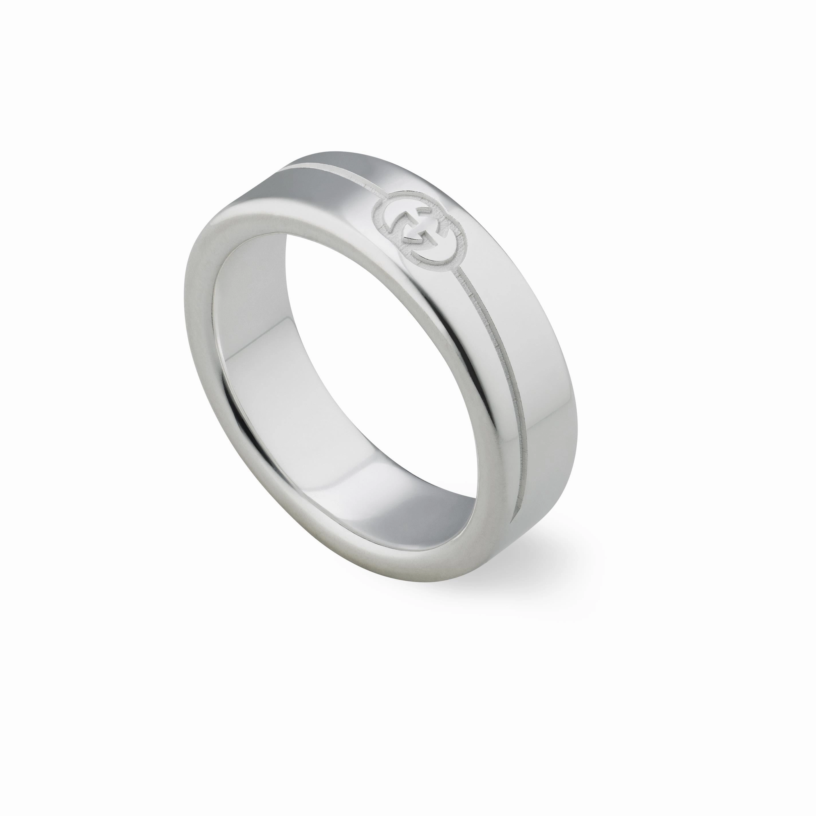 DIAGONAL INTERLOCKING G RING