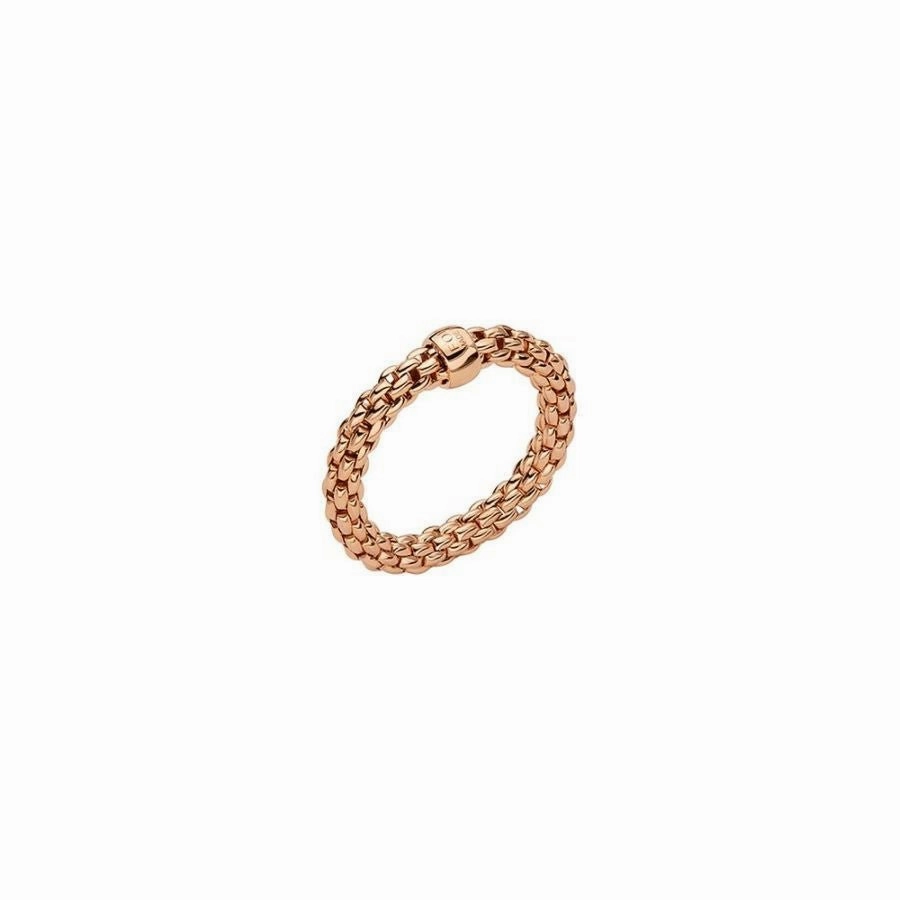 Essentials Ring - 18ct