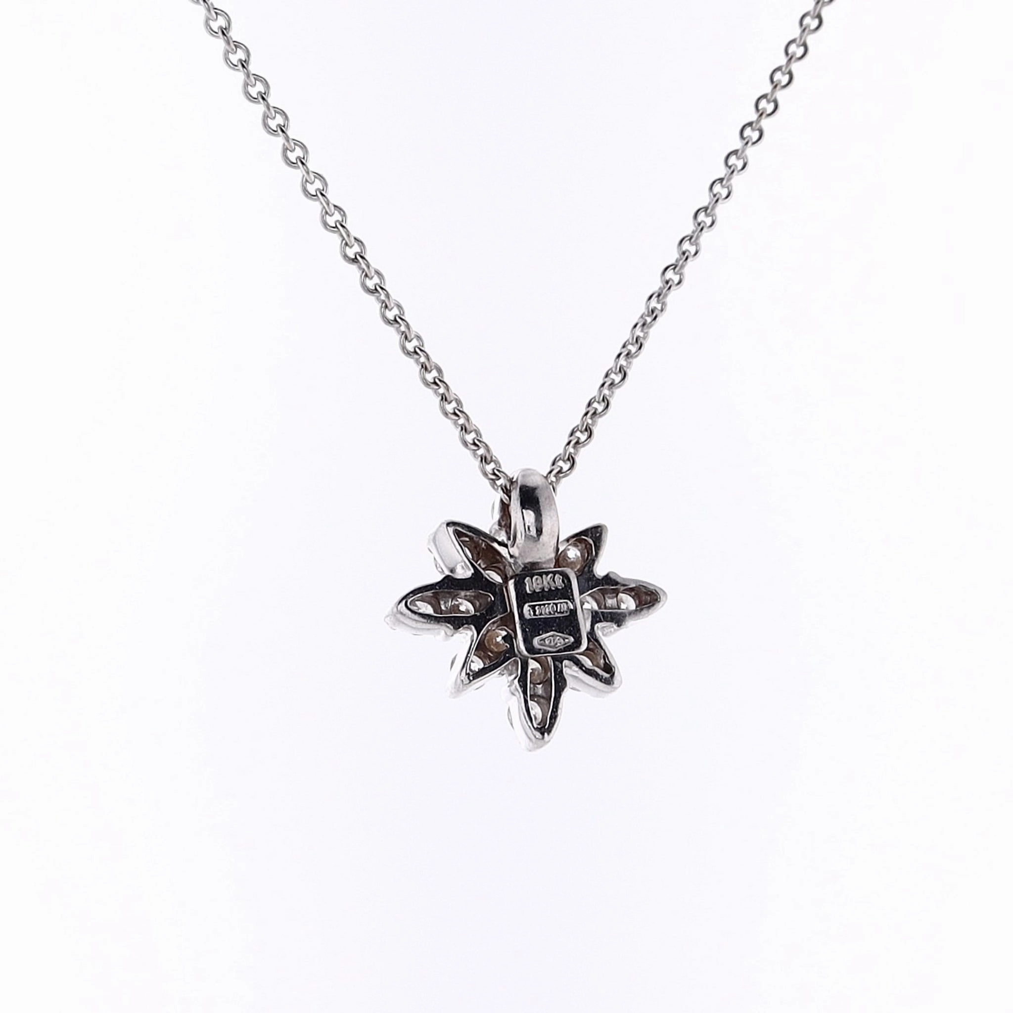 Estate 18 Karat White Gold 14mm Sunburst Design Diamond Pendant Necklace