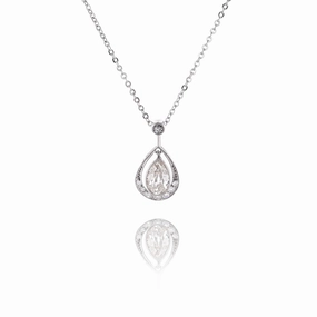 Estate Platinum and 14 Karat White Gold Diamond Pendant Necklace