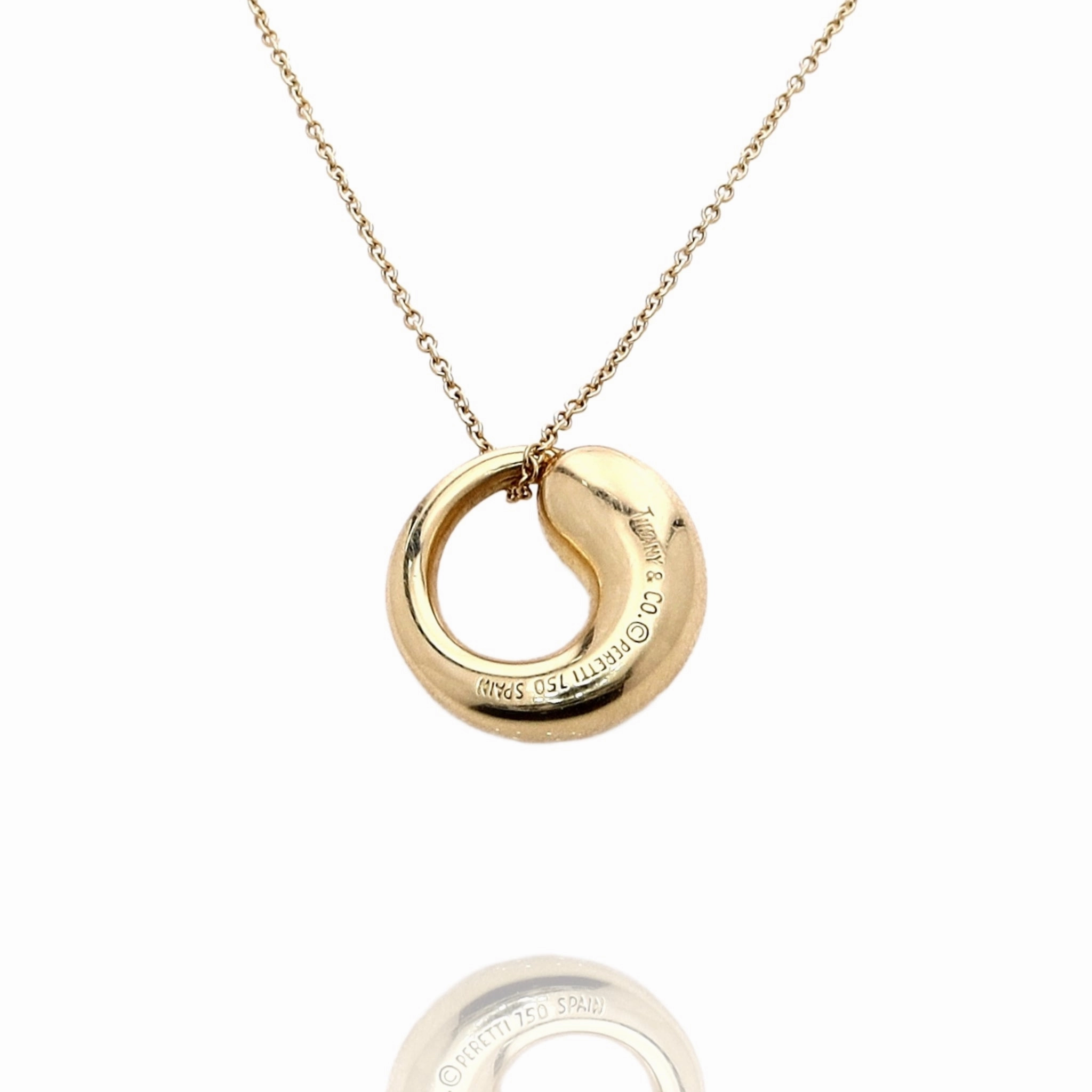 Estate Tiffany & Co Elsa Peretti 18k Yellow Gold Eternal Circle Pendant Necklace