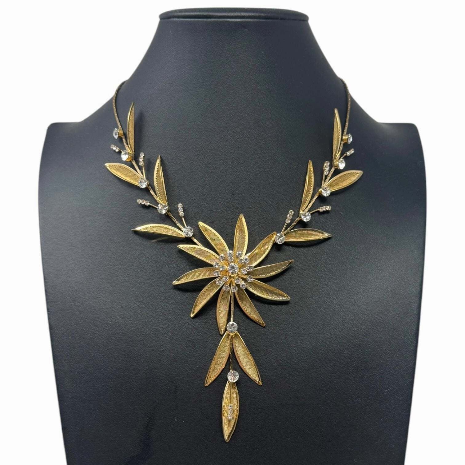 Floral Necklace Gold By Rosemarie Collections