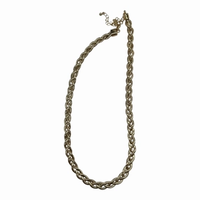 Necklace Chain By Clothes Mentor In Gold