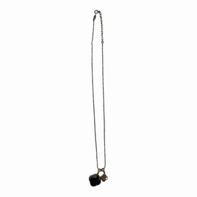 Necklace Charm By Clothes Mentor In Black & Gold