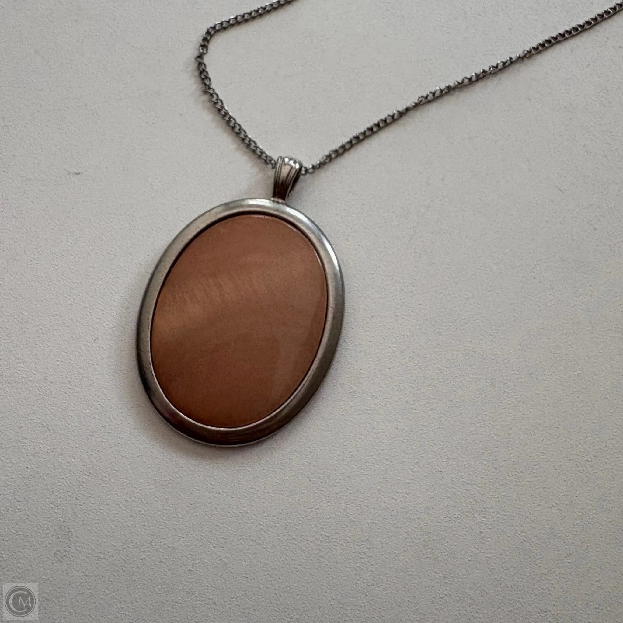 Necklace Charm By Clothes Mentor