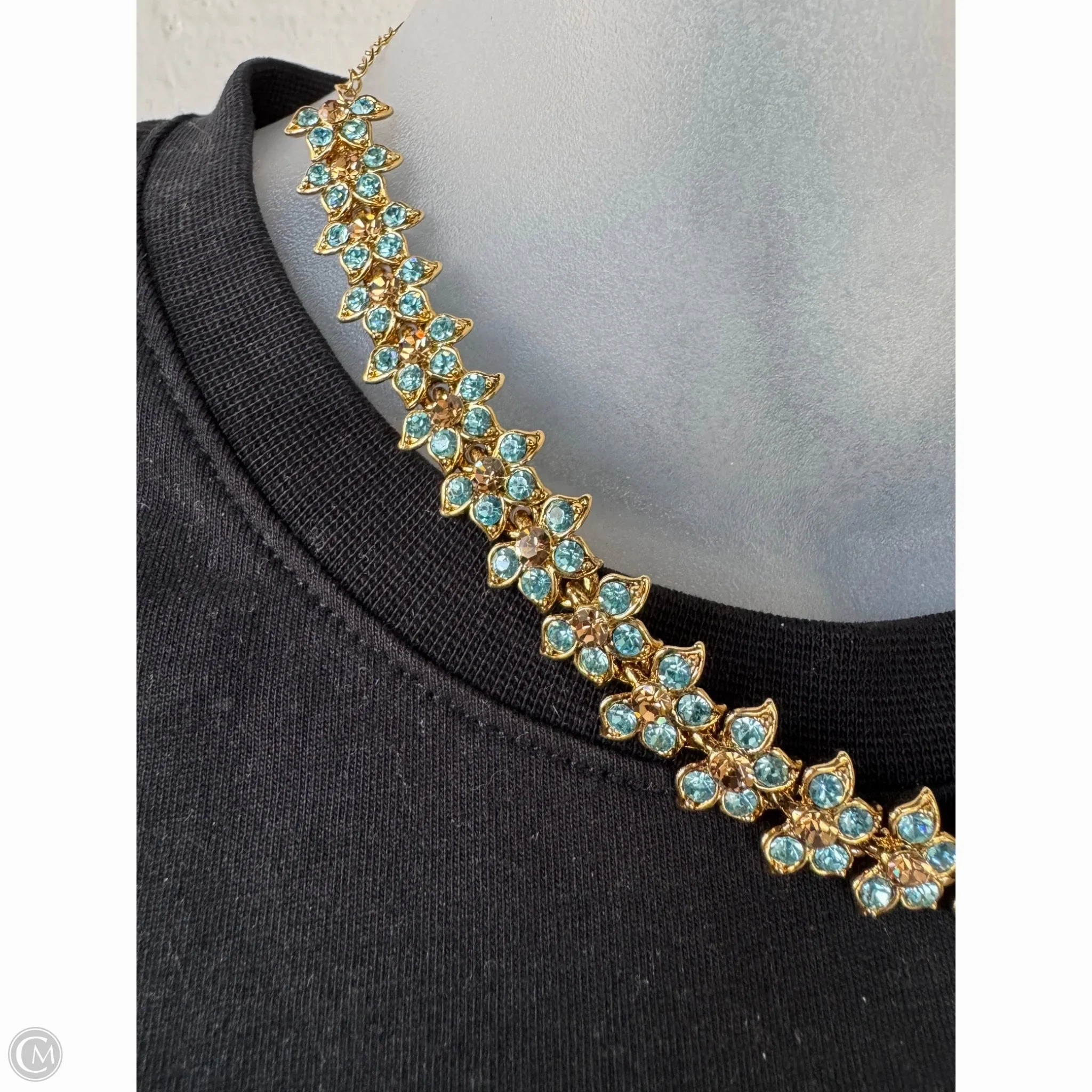 Necklace Choker & Collar By Clothes Mentor