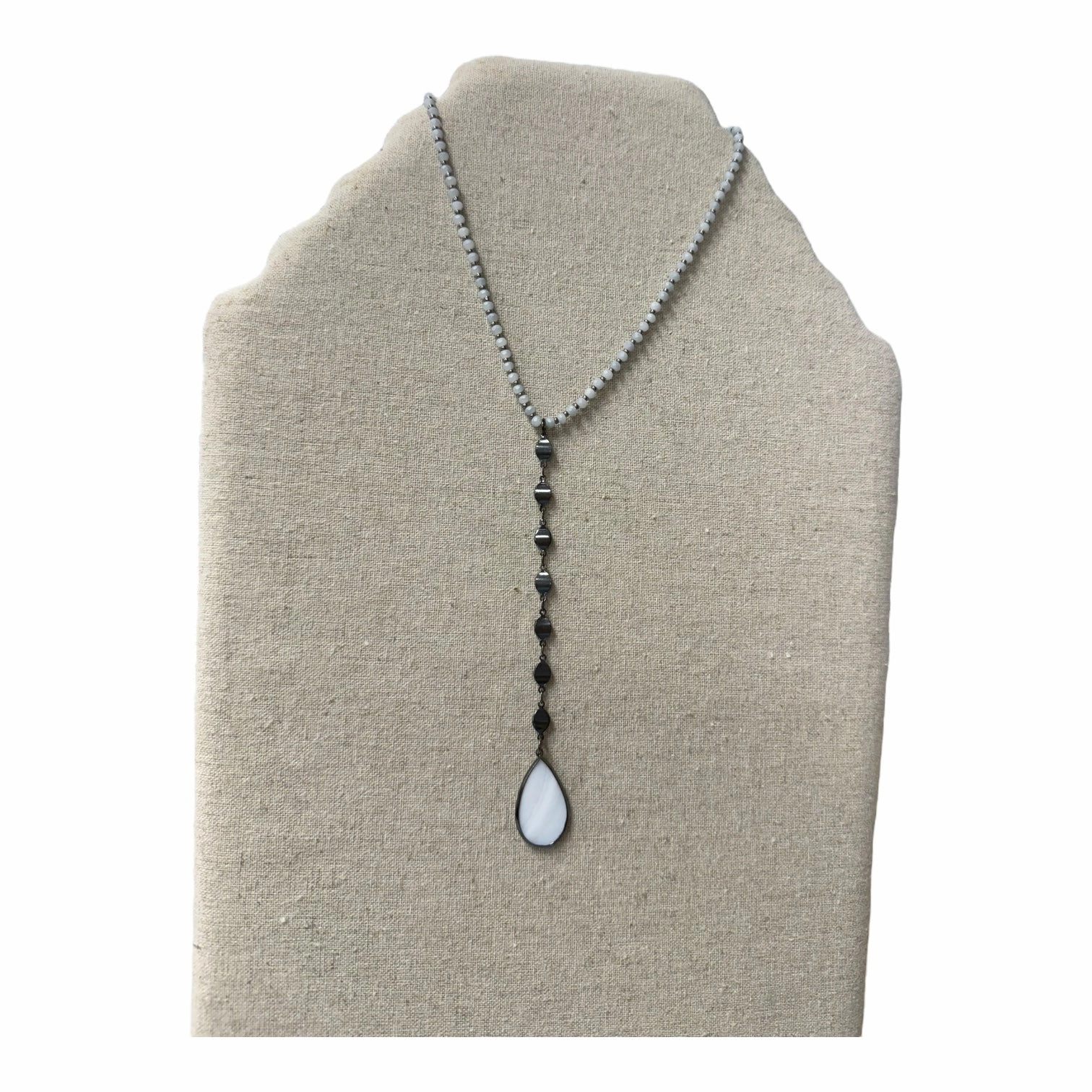 Necklace Lariat & Y-Drop  In White