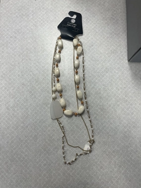 Necklace Layered By Clothes Mentor