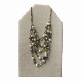 Necklace Layered  In Grey & White