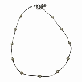Necklace Other By Clothes Mentor In Cream & Silver