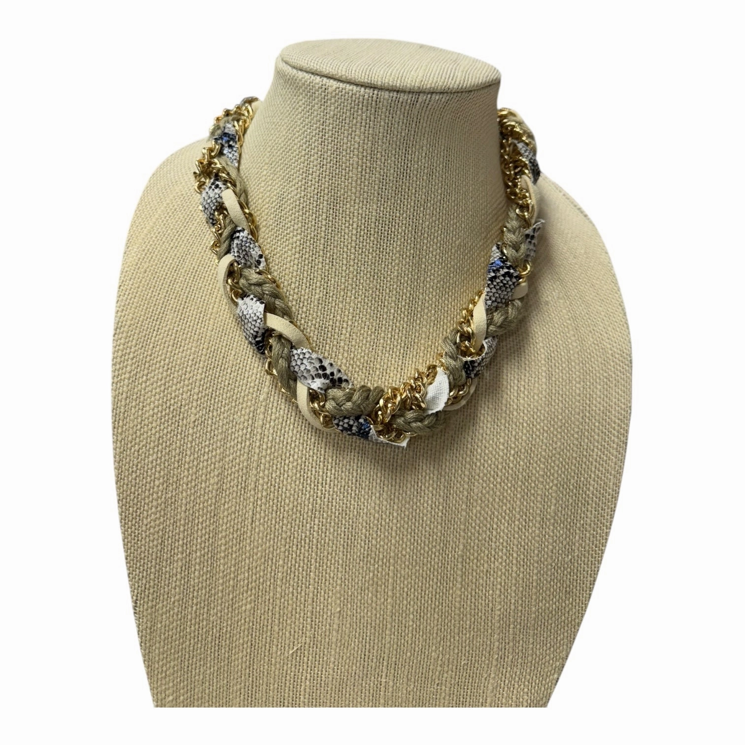 Necklace Other By New York And Co In Gold