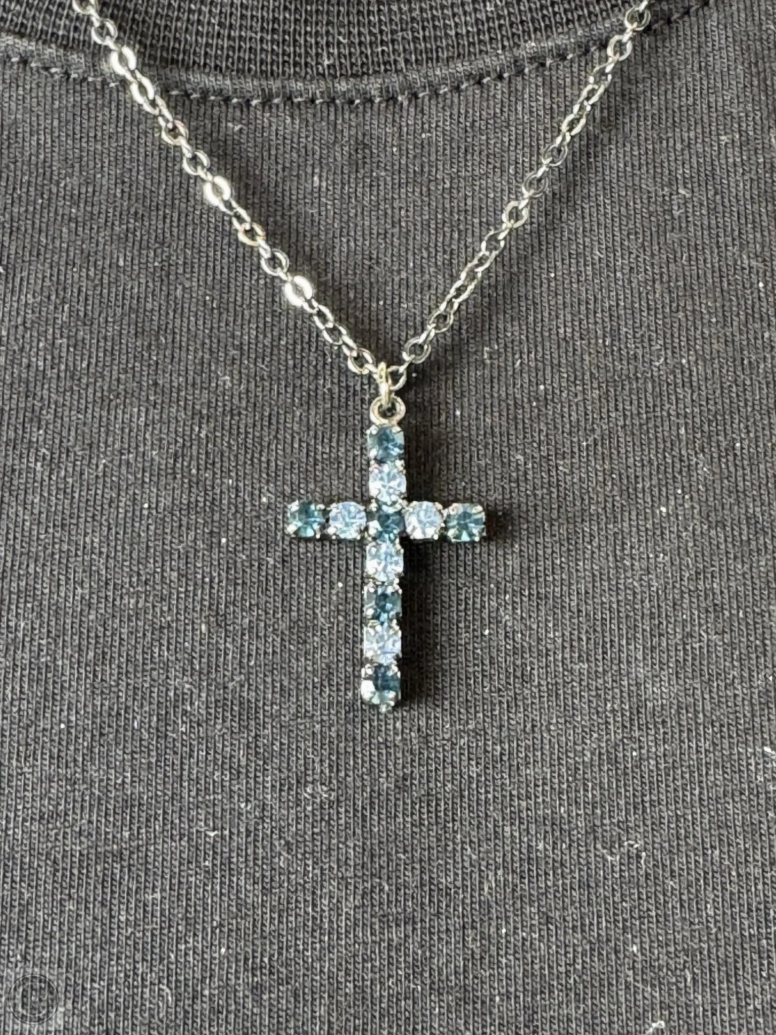 Necklace Pendant By Clothes Mentor