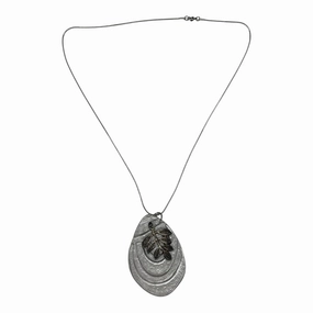 Necklace Pendant By Clothes Mentor In Silver