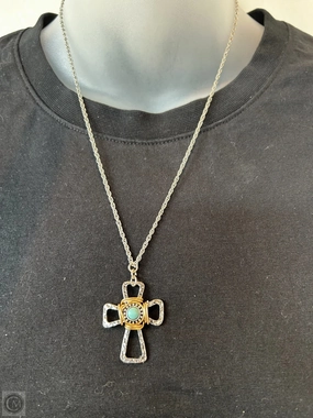 Necklace Pendant By Clothes Mentor