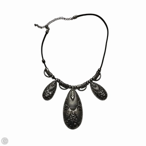 Necklace Pendant By Clothes Mentor, Size: 1