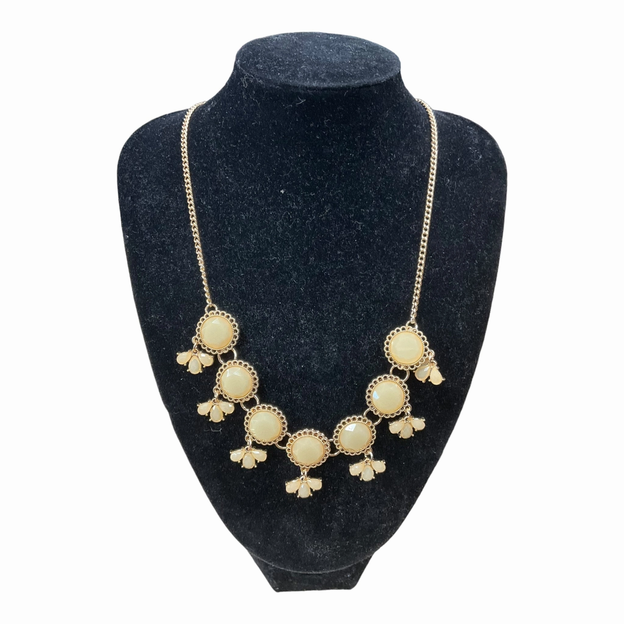 Necklace Pendant By Clothes Mentor