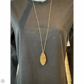 Necklace Pendant By Clothes Mentor