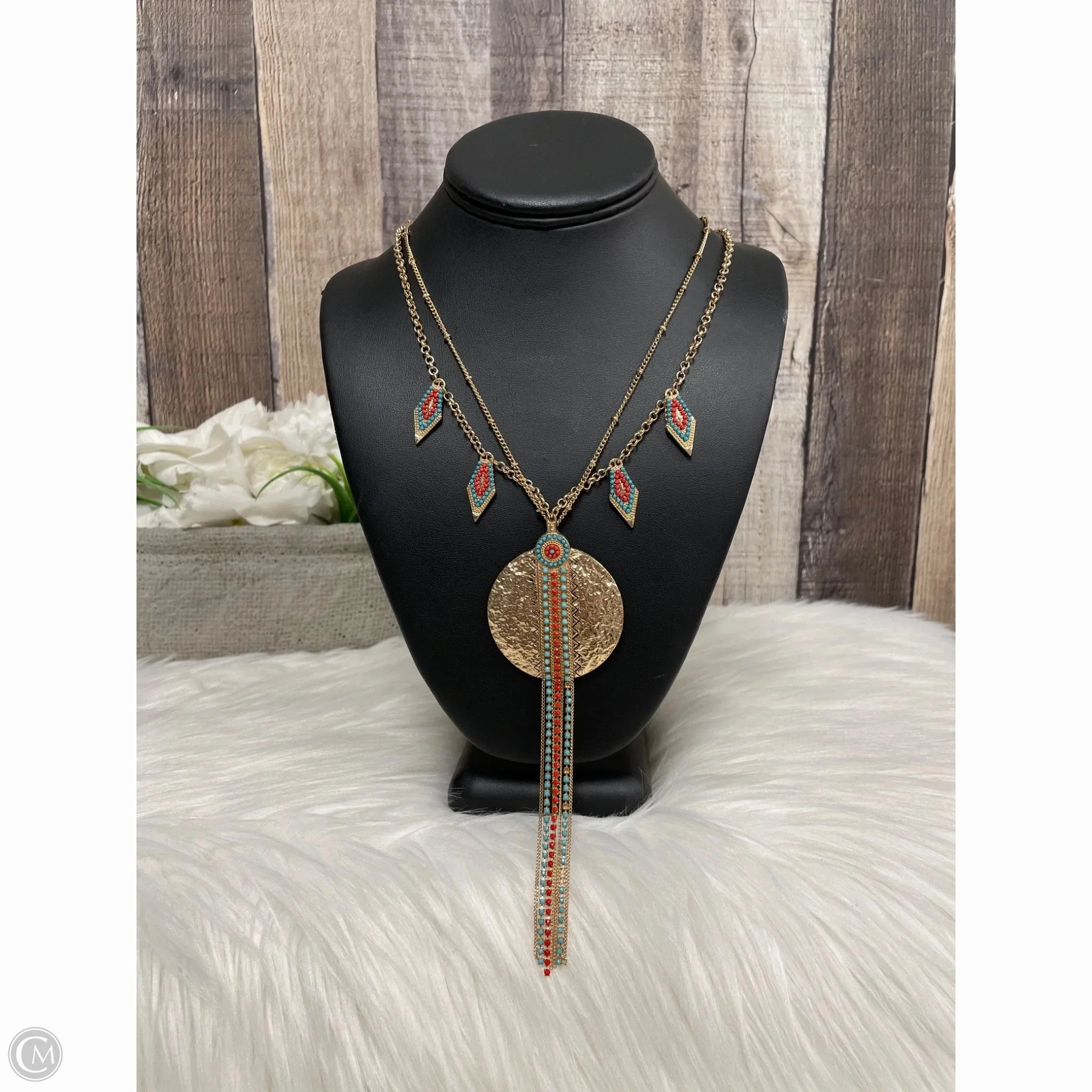 Necklace Pendant By Steve Madden