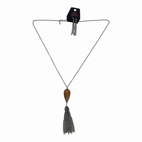 Necklace Set By Paparazzi In Orange