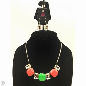 Necklace Set By Paparazzi, Size: 02 Piece Set
