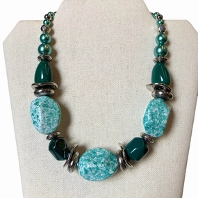 Necklace Statement By Paparazzi In Green