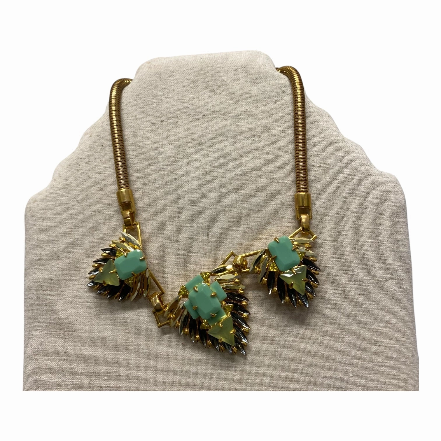 Necklace Statement By Vince Camuto In Gold & Green