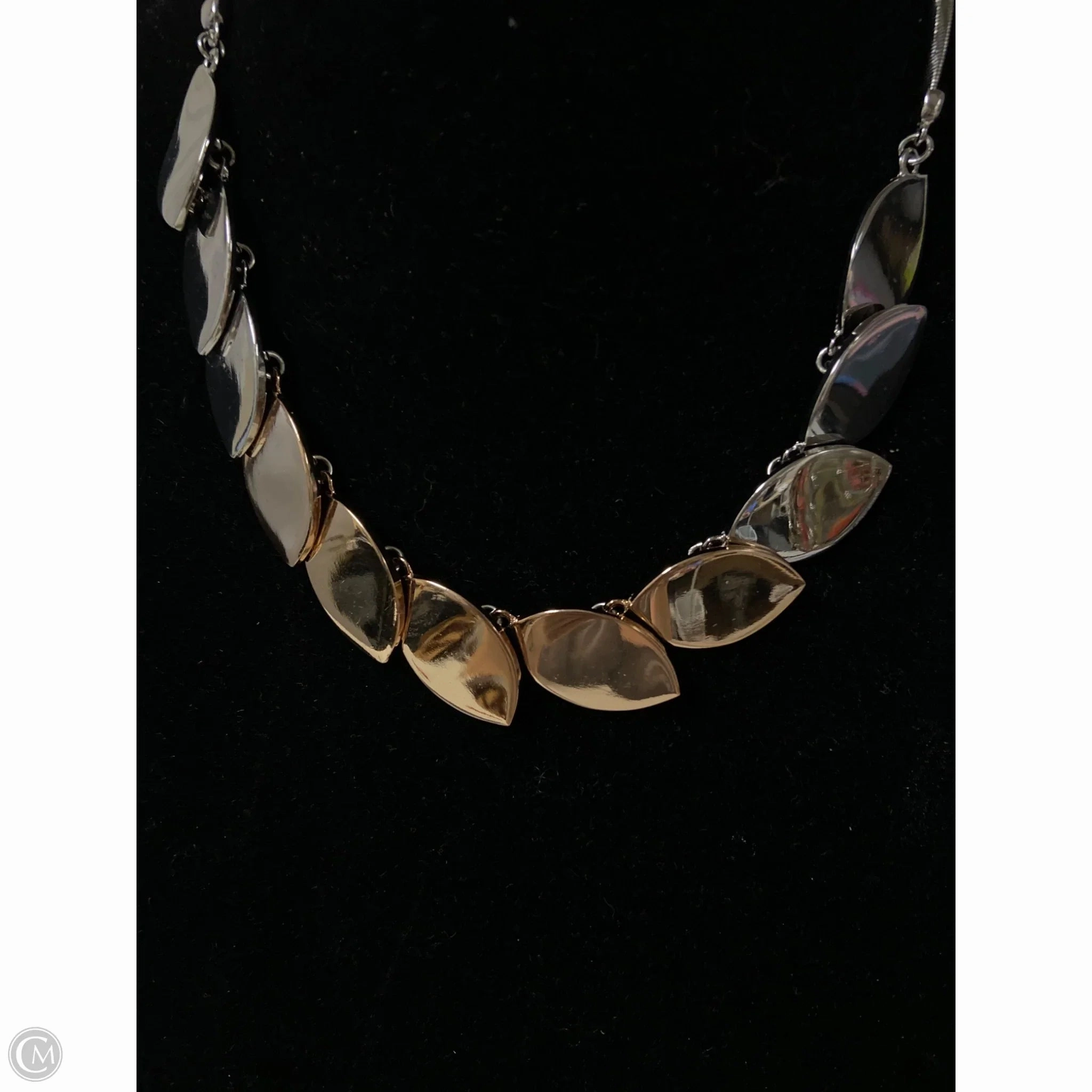 Necklace Statement By White House Black Market, Size: 1