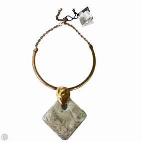 Necklace Statement