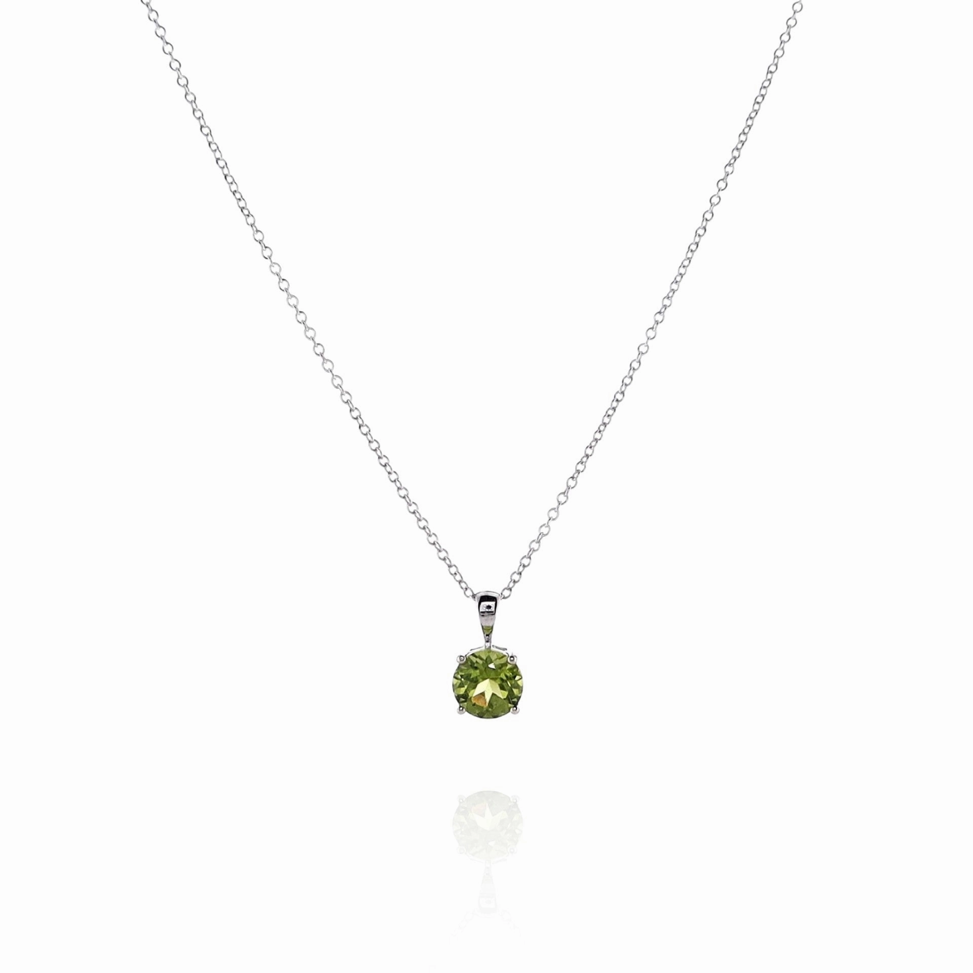 Smyth Jewelers 14k Gold Peridot Pendant Necklace