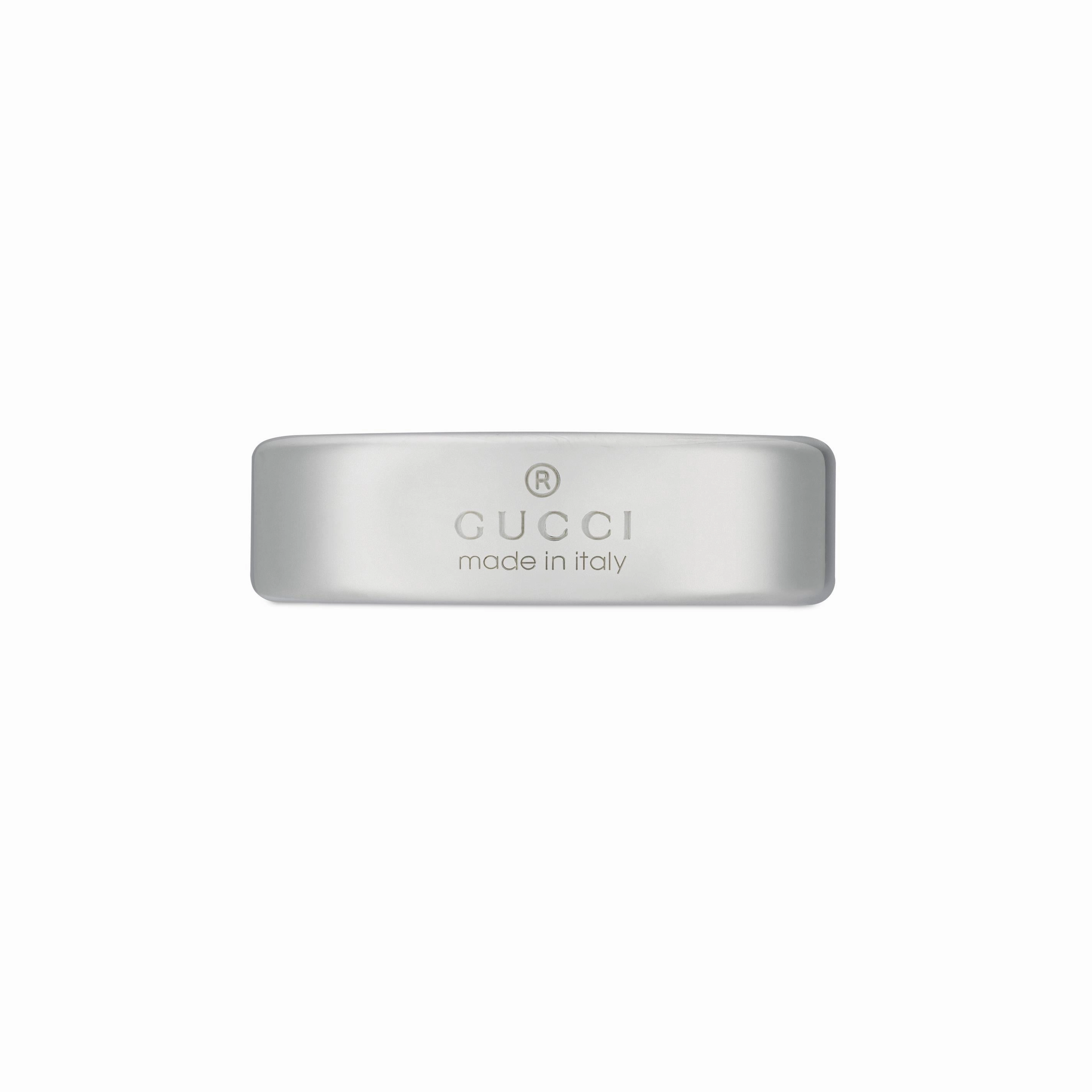 TRADEMARK RING WITH HEART PENDANT